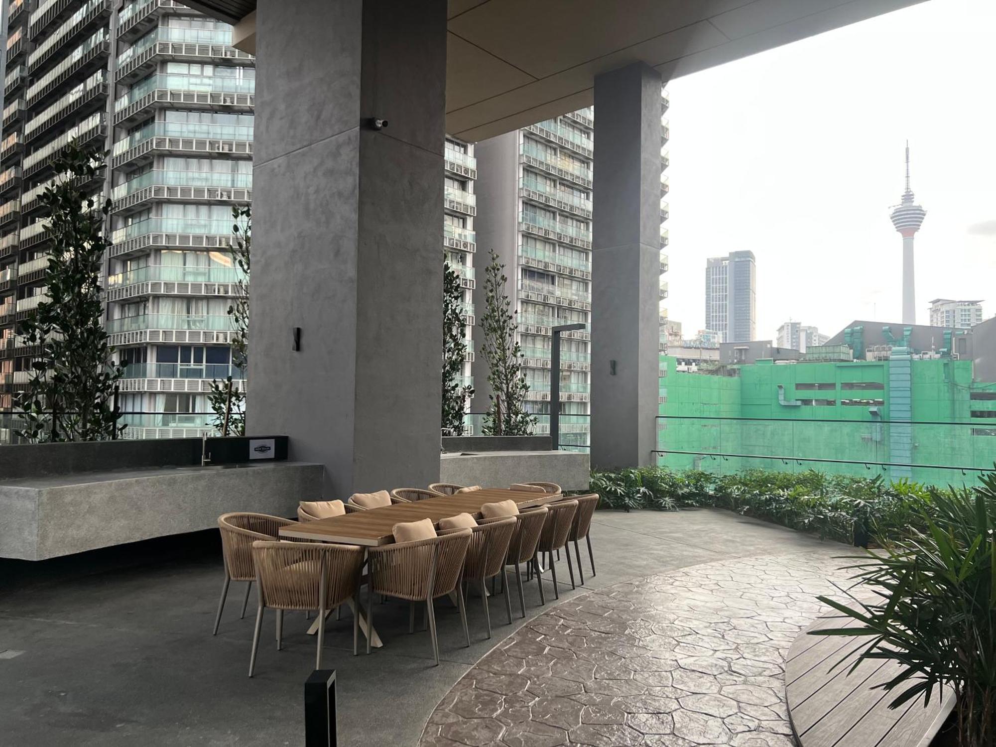 Popular Suites At Axon Residence Klcc Куала-Лумпур Экстерьер фото